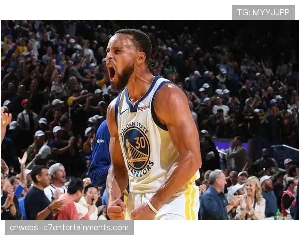 战术复盘：勇士队如何利用“库里-格林”挡拆破解掘金防守